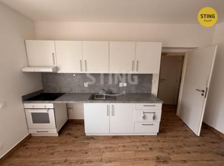 Pronájem bytu, 1+kk, 29 m²
