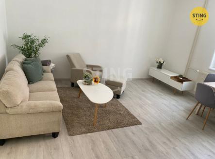 Pronájem bytu, 2+kk, 560 m²