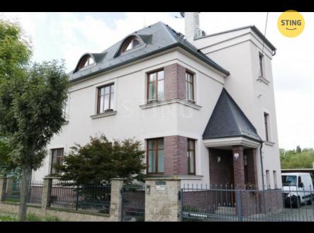 Pronájem kanceláře, 102 m²