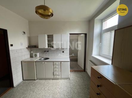 Pronájem kanceláře, 75 m²