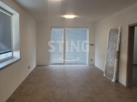 Pronájem bytu, 3+kk, 80 m²