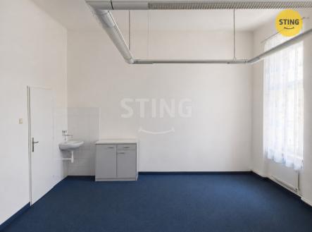 Pronájem kanceláře, 32 m²