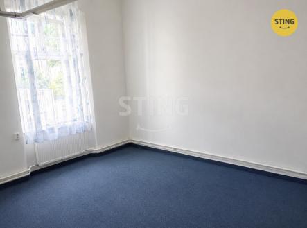 Pronájem kanceláře, 32 m²