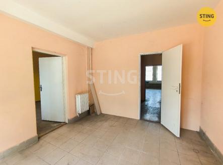 Pronájem výrobní prostory, 106 m²