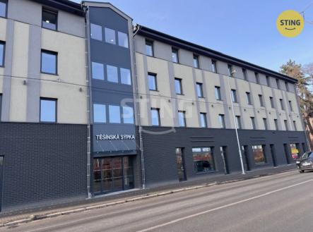 Pronájem komerčního objektu, obchodní centrum, 84 m²