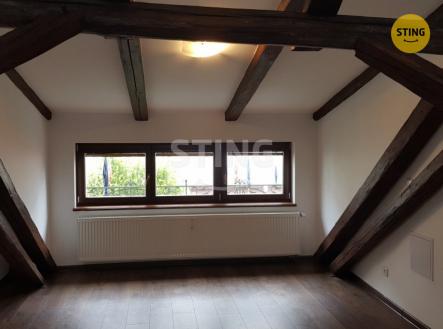 Pronájem bytu, 1+kk, 40 m²