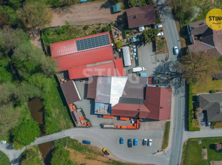 Prodej komerčního objektu, jiný, 1 952 m²