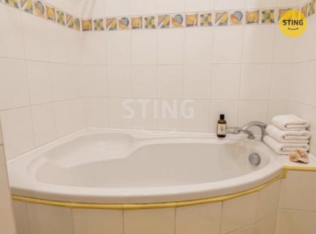 Pronájem bytu, 3+kk, 62 m²