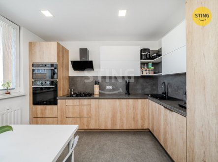Prodej bytu 3+1 po kompletní rekonstrukci 61 m2, Ostrava 