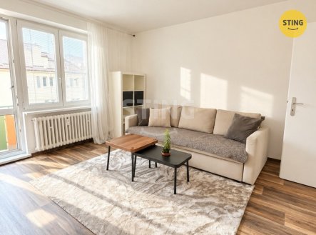 Vybavený byt 2+1 s balkonem ve Frýdku-Místku