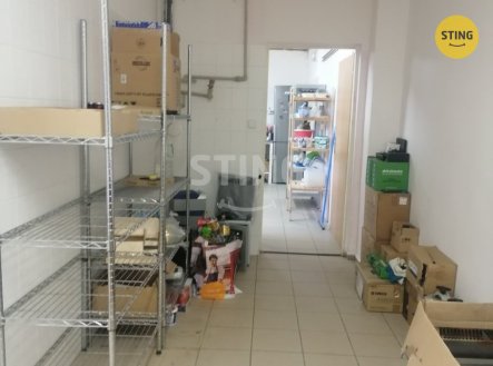 Pronájem jiné komerční nemovitosti, 80 m²