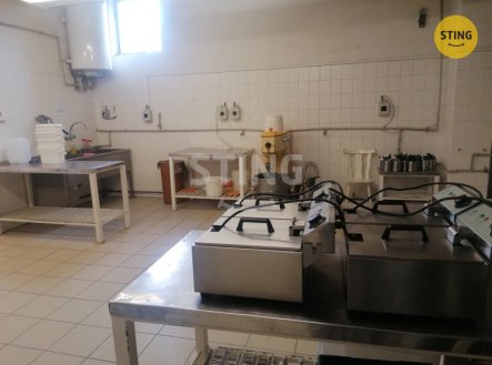 Pronájem jiné komerční nemovitosti, 80 m²