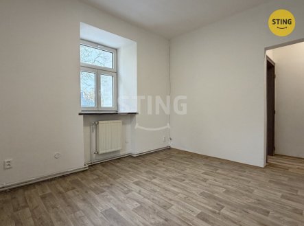 Pronájem bytu, 2+1, 33 m²