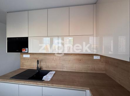 Pronájem bytu, 2+1, 56 m²