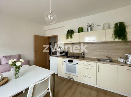Pronájem bytu, 2+kk, 29 m²