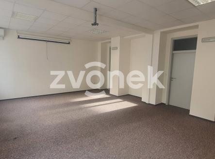 Pronájem kanceláře, 59 m²