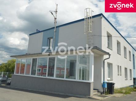 Pronájem obchodní prostory, 270 m²
