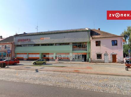 Pronájem obchodní prostor, 365 m²