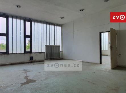Pronájem obchodní prostor, 65 m²