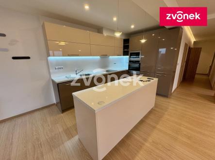 Pronájem bytu, 3+kk, 92 m²