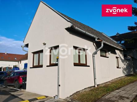 Pronájem obchodní prostor, 35 m²