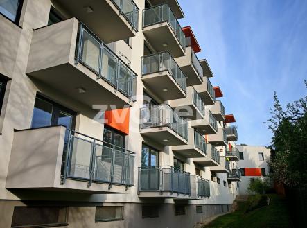 Pronájem bytu, 1+kk, 37 m²