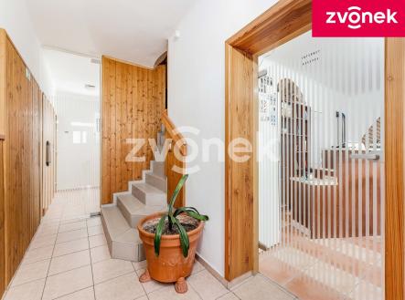 Prodej hotel, 400 m²