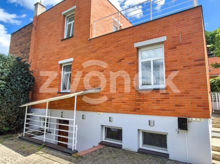 Pronájem domu/vily, 200 m²