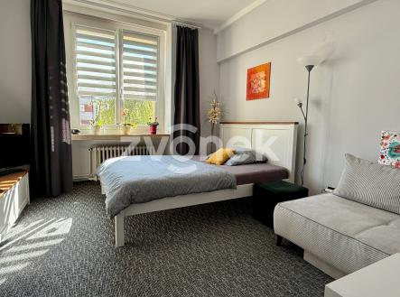 Pronájem bytu, 1+1, 35 m²