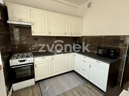 Pronájem bytu, 1+1, 35 m²