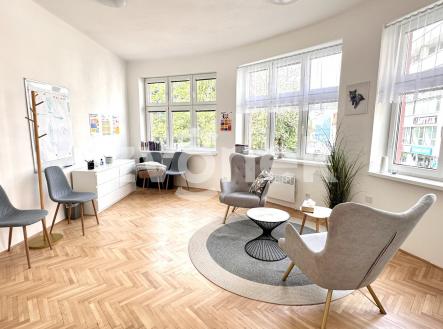 Pronájem kanceláře, 40 m²