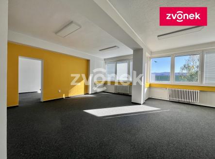 Pronájem komerčního objektu, sklad, 2 800 m²