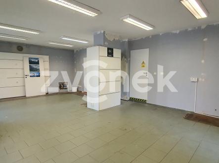 Pronájem kanceláře, 103 m²