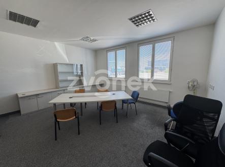 Pronájem kanceláře, 38 m²