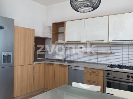 Pronájem bytu, 3+kk, 72 m²