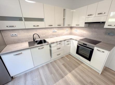 Pronájem bytu, 3+1, 66 m²