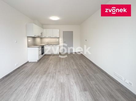 Pronájem bytu, 1+kk, 37 m²