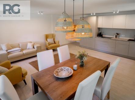 Prodej komerčního objektu, jiný, 706 m²