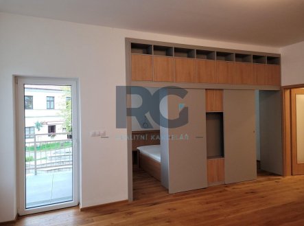 Pronájem bytu, 2+kk, 57 m²