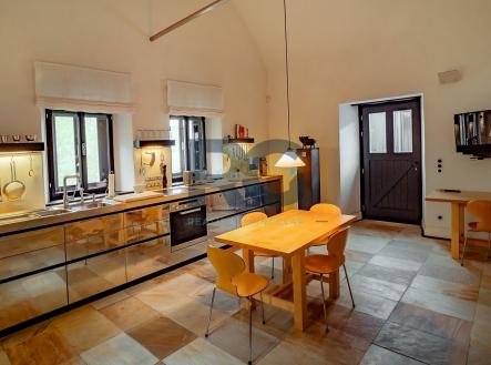 Prodej domu/vily, 1 156 m²