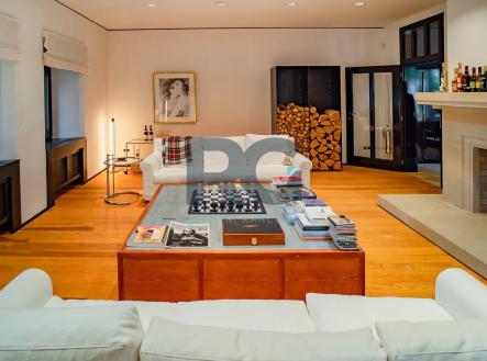 Prodej domu/vily, 1 156 m²