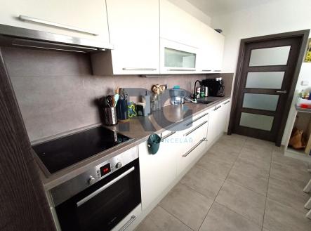 Pronájem bytu, 3+1, 75 m²