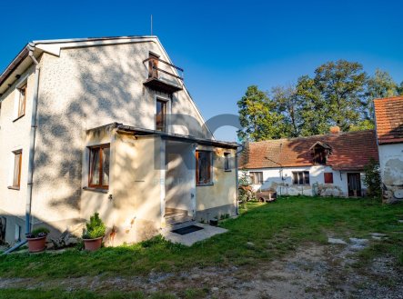 Prodej rodinného domu se stodolou,  3326 m2, Paseky u Písku