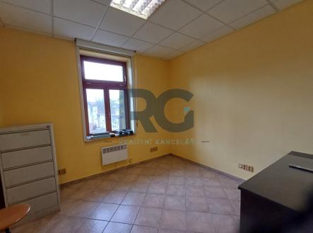 Pronájem komerčního objektu, jiný, 70 m²