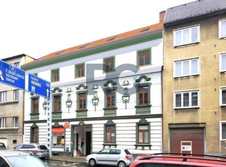 Prodej nájemního domu, 568 m²