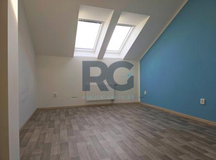 Prodej bytu, 2+1, 66 m²