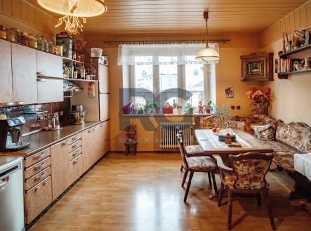 Prodej bytu, 4+1, 127 m²