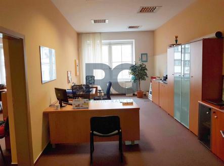 Pronájem kanceláře, 29 m²