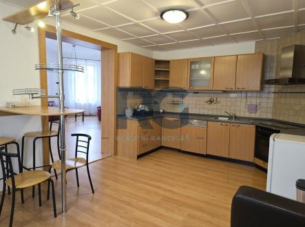 Pronájem bytu, 3+1, 145 m²