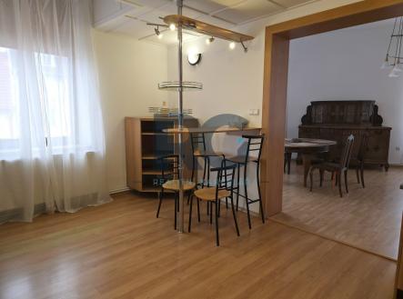 Pronájem bytu, 3+1, 145 m²